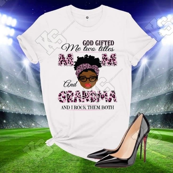 Mom and Grandma 2 Titles Tee‎ - Picture 2 of 2